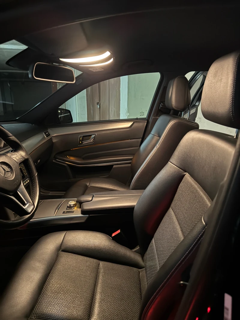 Mercedes-Benz E 200, снимка 11 - Автомобили и джипове - 52859120