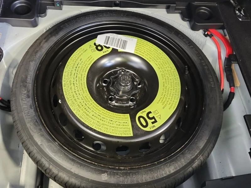 Audi A4 2019 * KOMFORT * CARFAX * OT ПРЕДСТАВИТЕЛСТВО, снимка 14 - Автомобили и джипове - 53259066