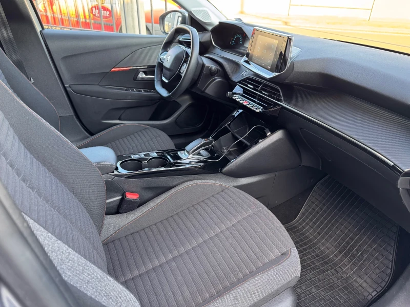 Peugeot 208 Electricity 136HP ДДС, снимка 14 - Автомобили и джипове - 53437731