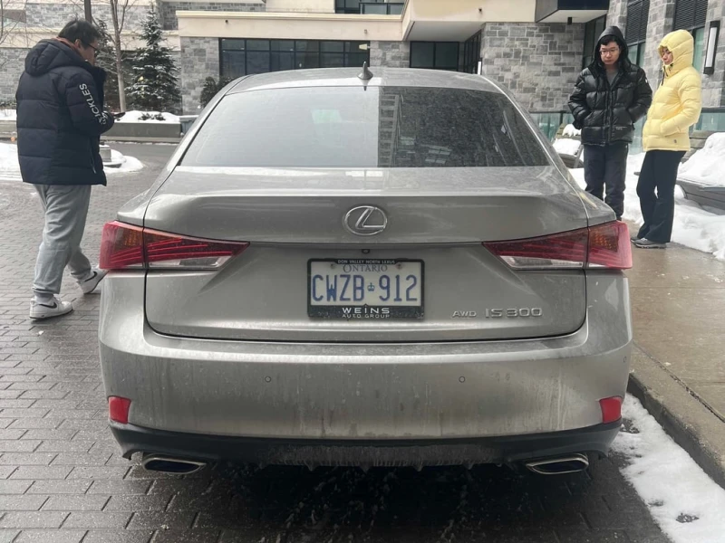 Lexus IS 300 | ПОДГРЕВИ | ОБДУХВАНЕ | CARFAX + ГУМИ С ДЖАНТИ, снимка 5 - Автомобили и джипове - 53453528