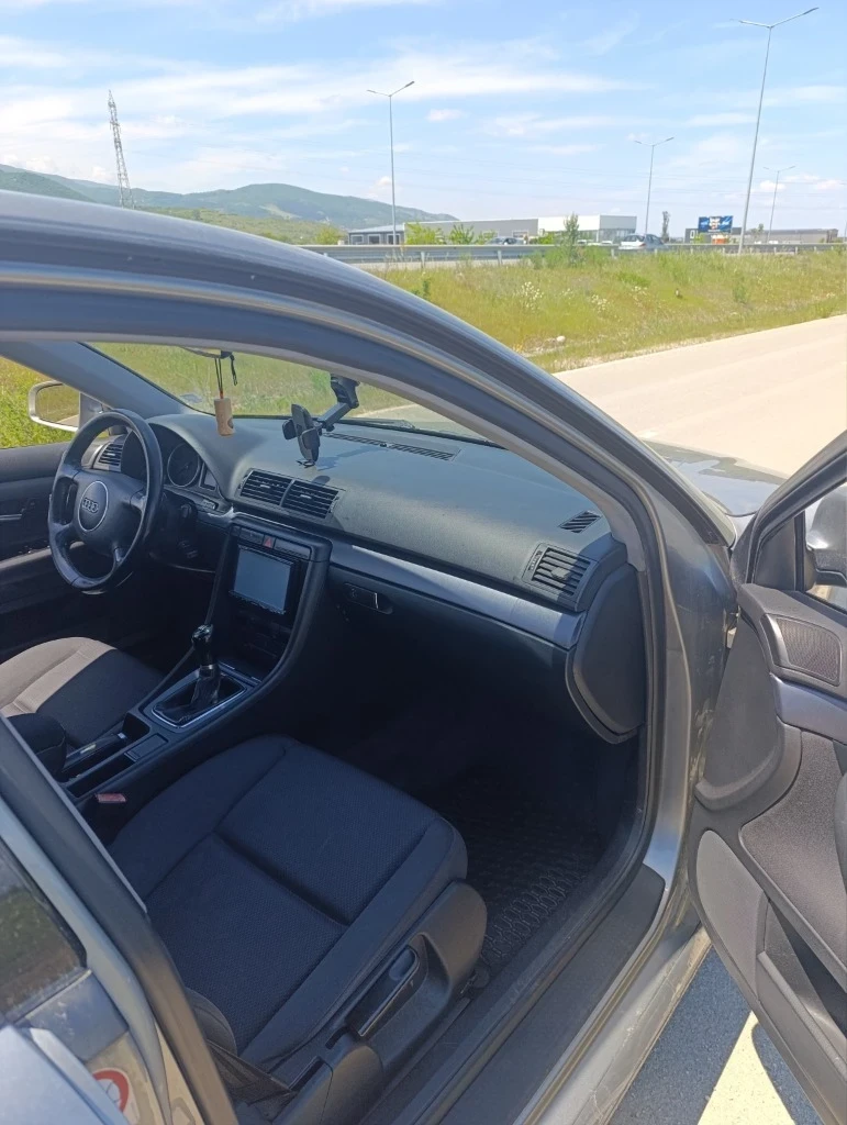 Audi A4 1.9 TDI 131, снимка 8 - Автомобили и джипове - 54677756