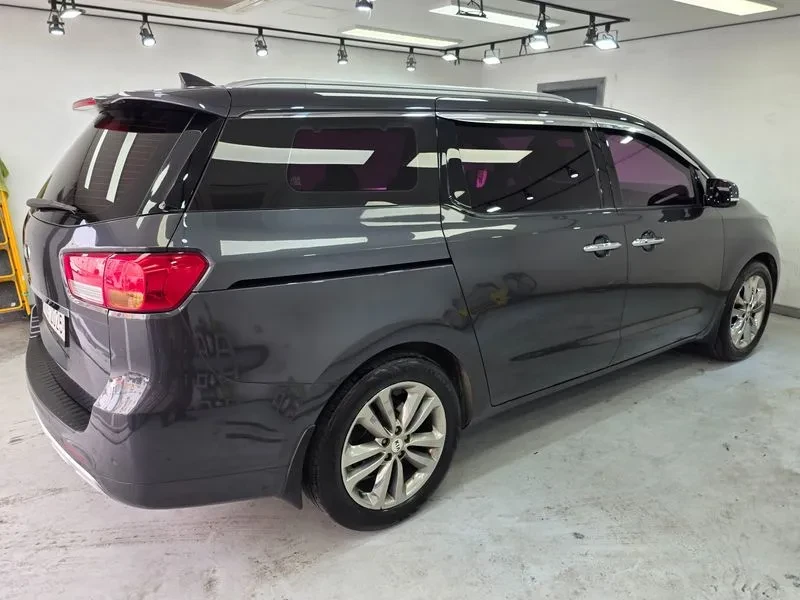 Kia Carnival Gasoline 9-Seater Noblesse, снимка 7 - Автомобили и джипове - 56304951
