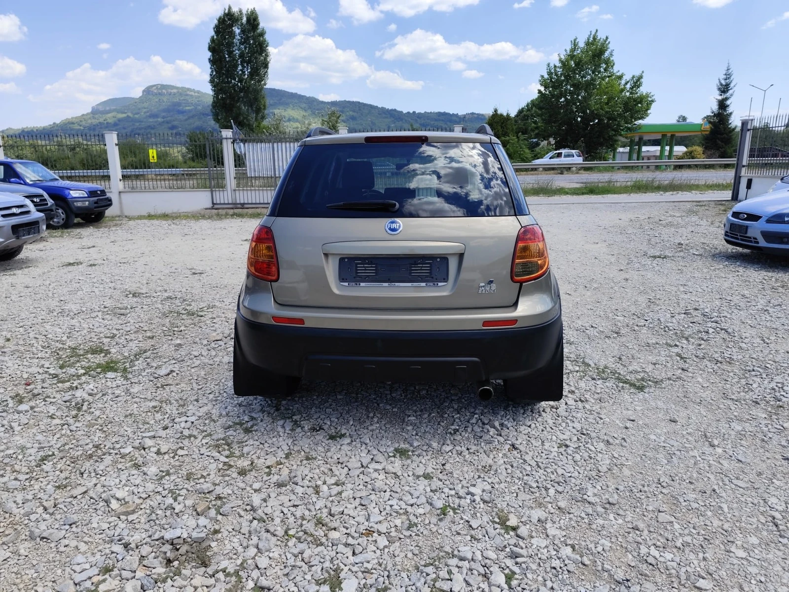 Fiat Sedici 1.9 дизел Италия 4х4 - изображение 6