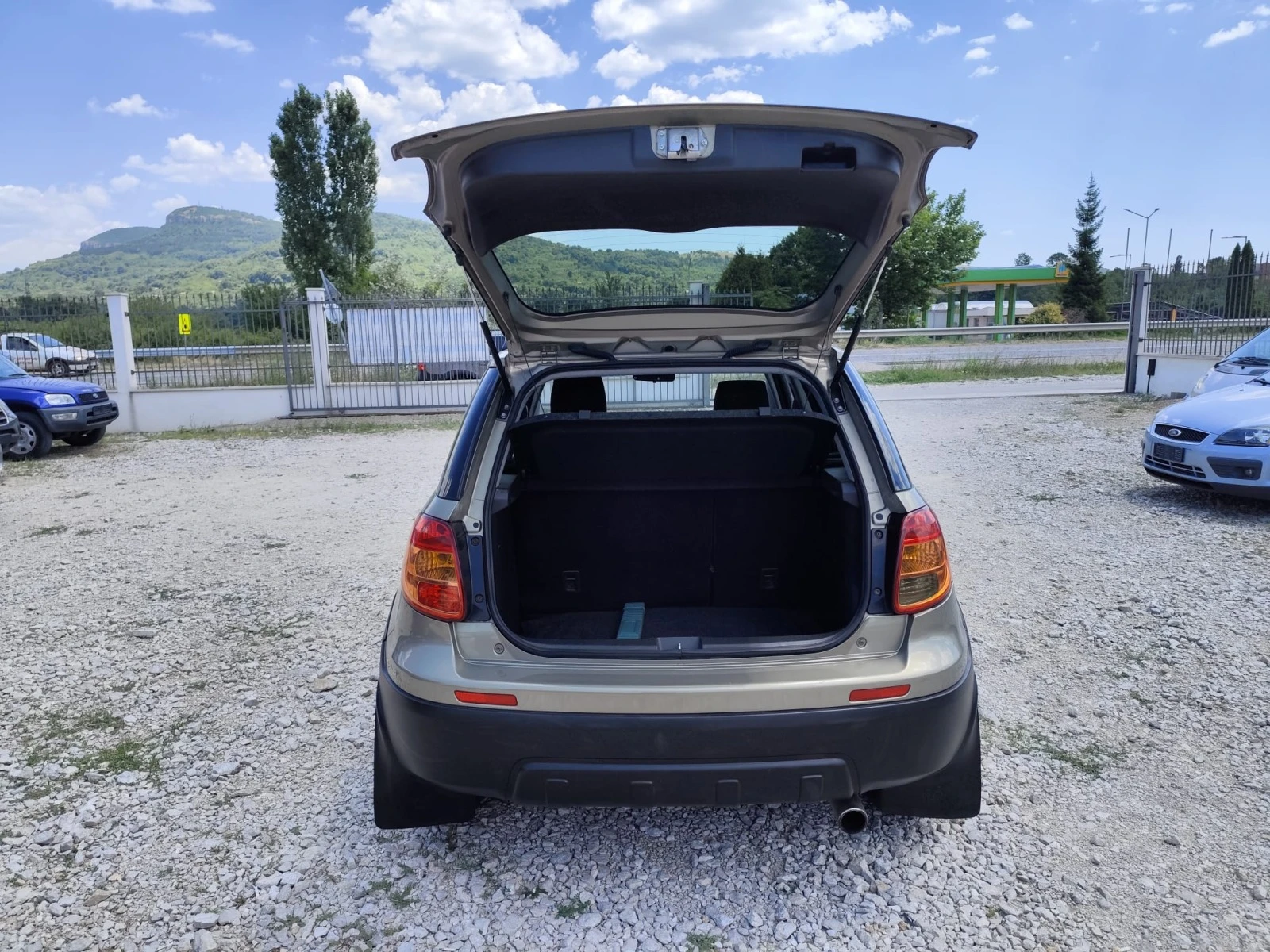 Fiat Sedici 1.9 дизел Италия 4х4 - изображение 7