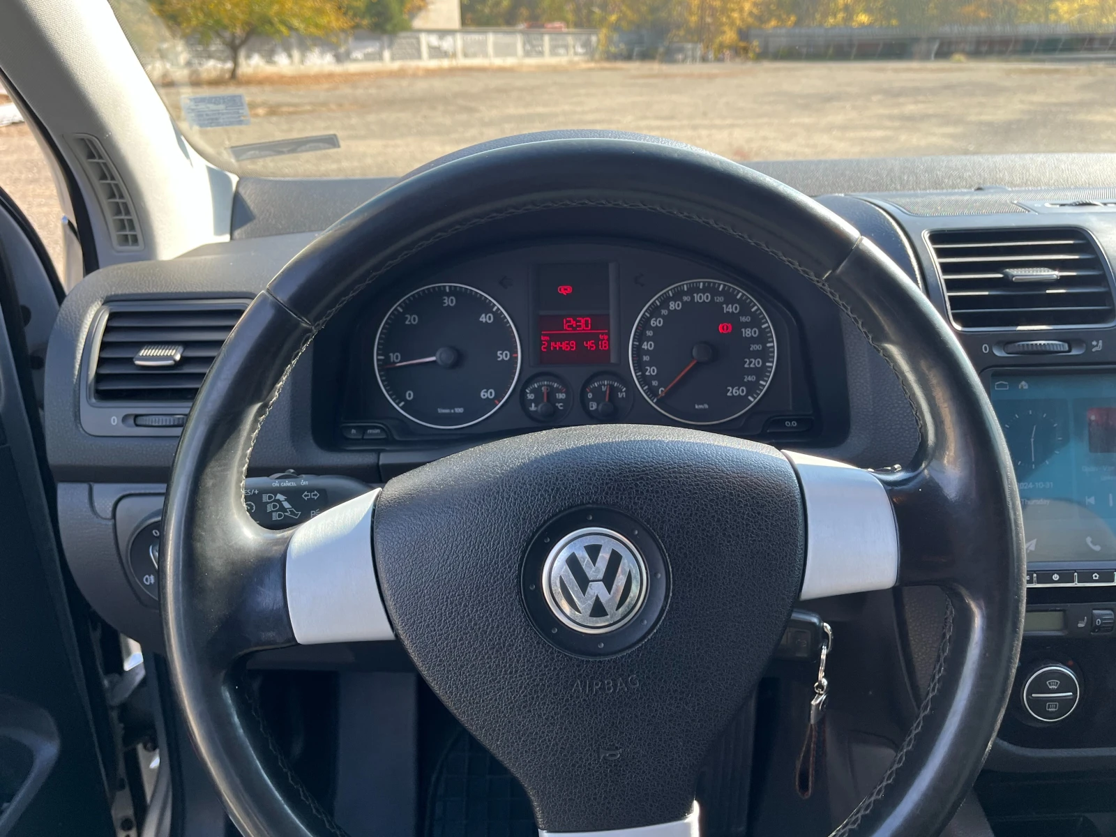 VW Golf 5 - изображение 9