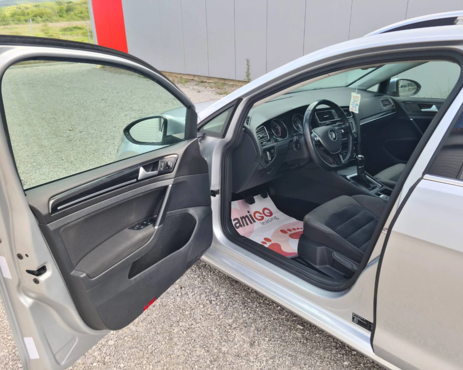 VW Golf 1.4 BENZIN HIGH LINE 125.KS - изображение 6
