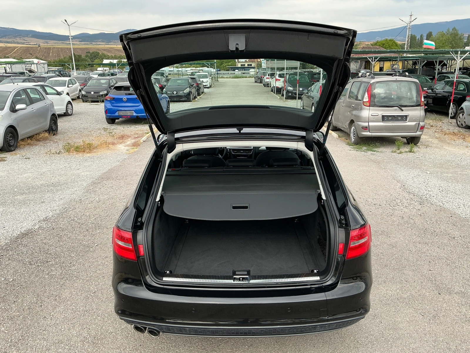 Audi A4 2.0 TDI quattro S- Line - изображение 9