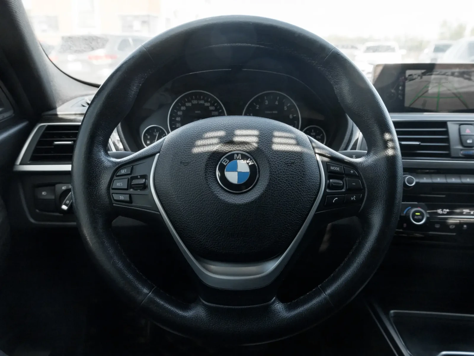 BMW 328 * xDrive28i * Harman Kardon  - изображение 7