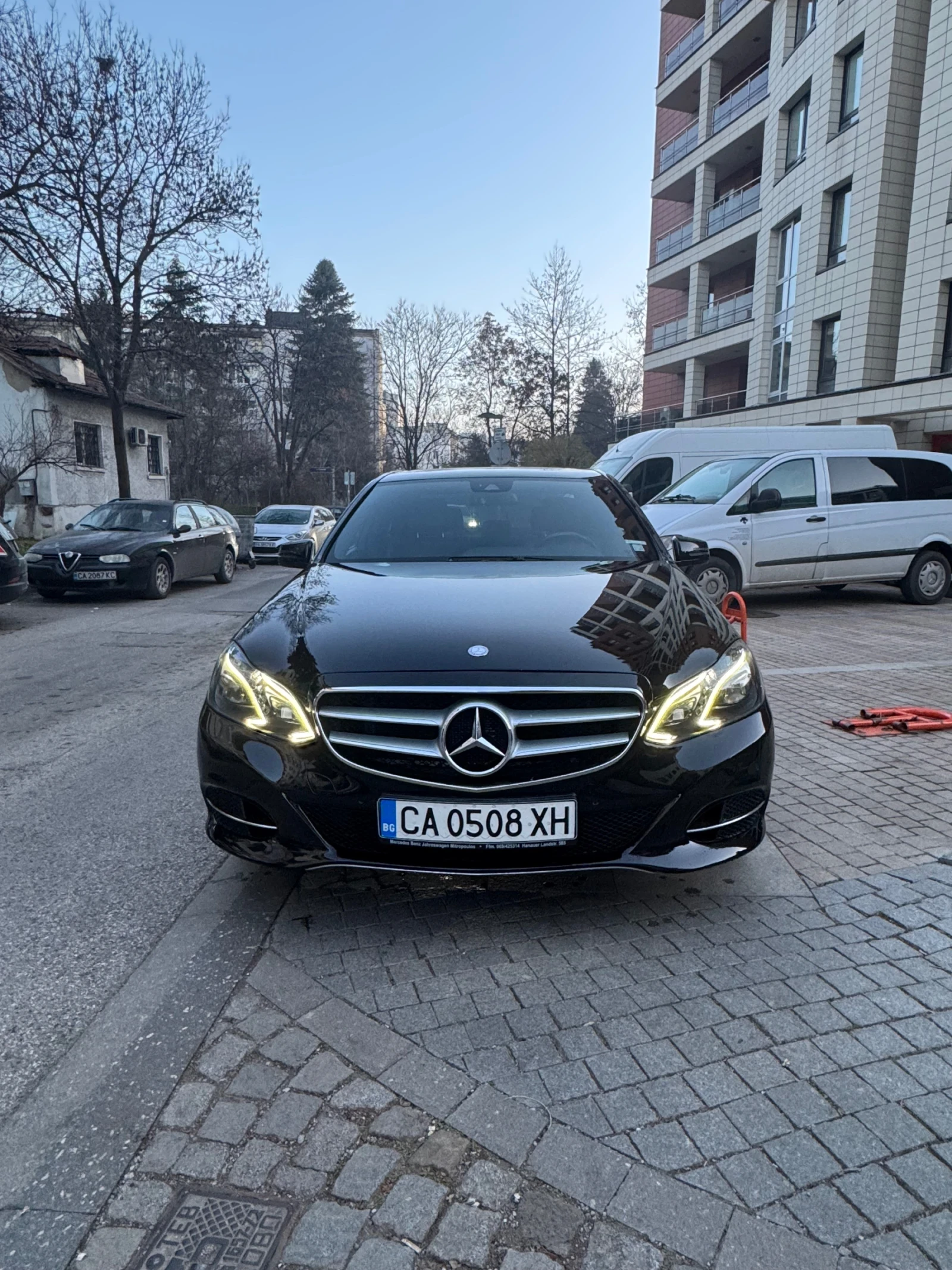 Mercedes-Benz E 200  - изображение 8