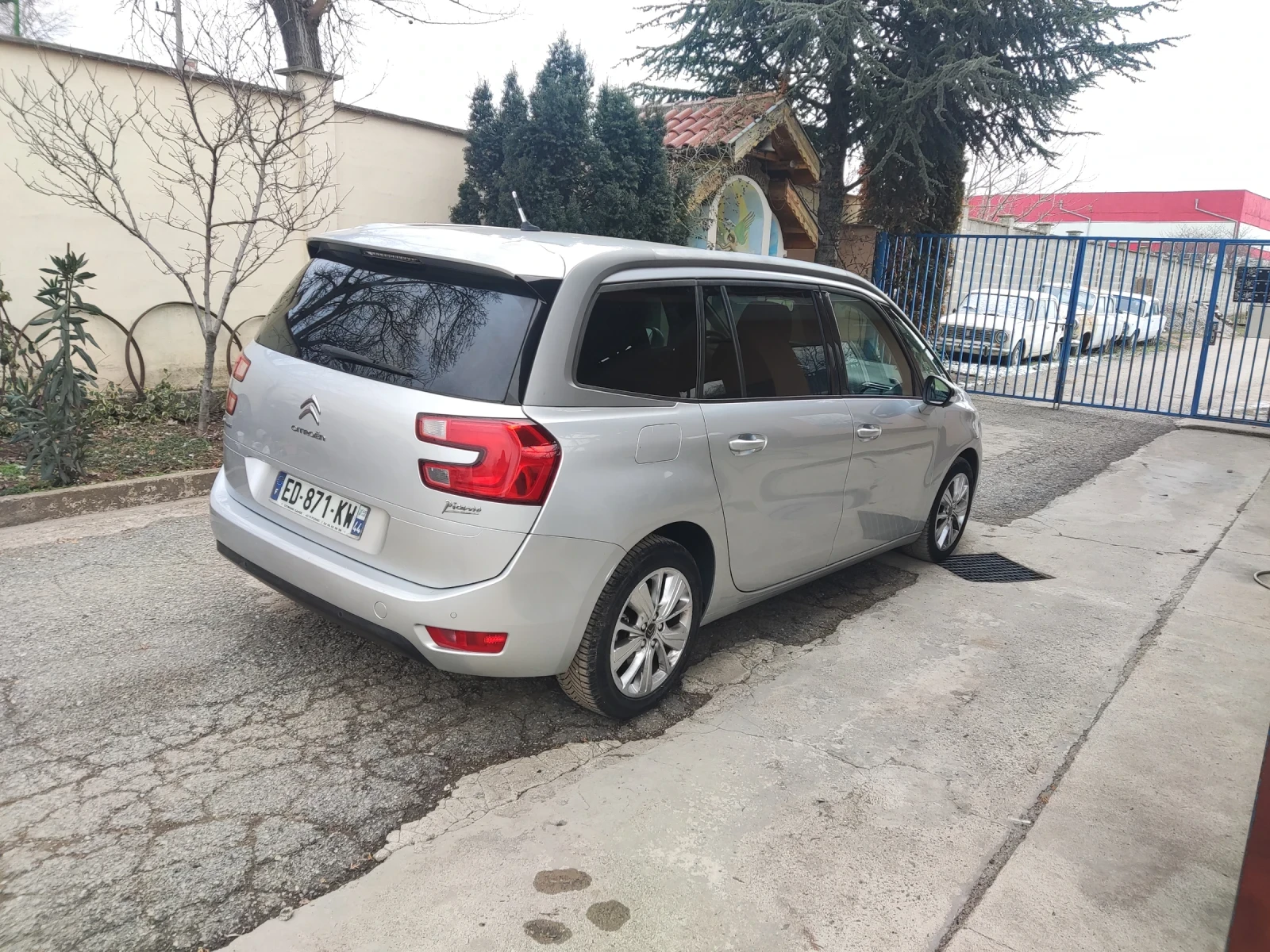 Citroen C4 Picasso Grand Picasso 7 места - изображение 4