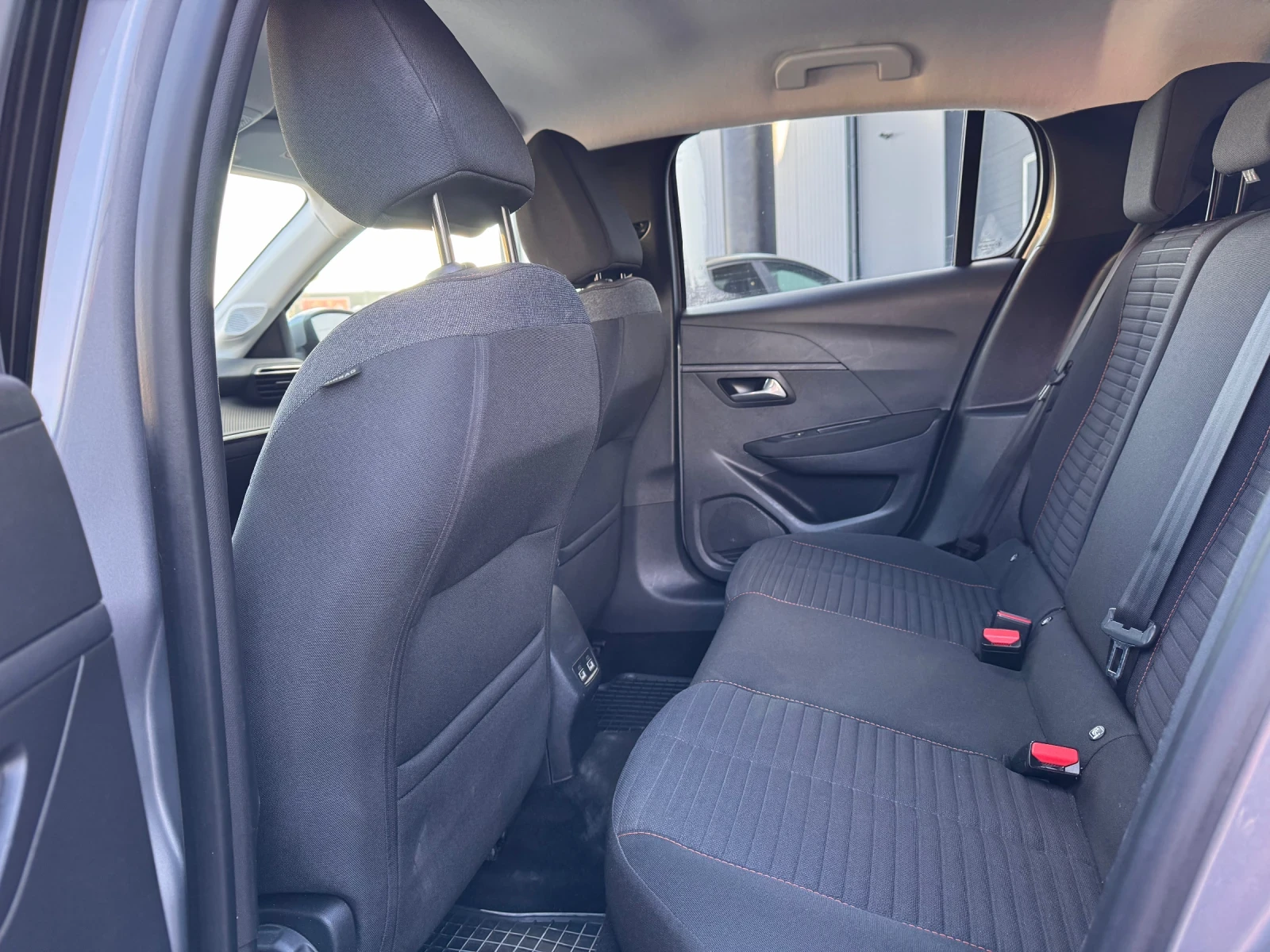 Peugeot 208 Electricity 136HP ��� | Mobile.bg � ����������� 13