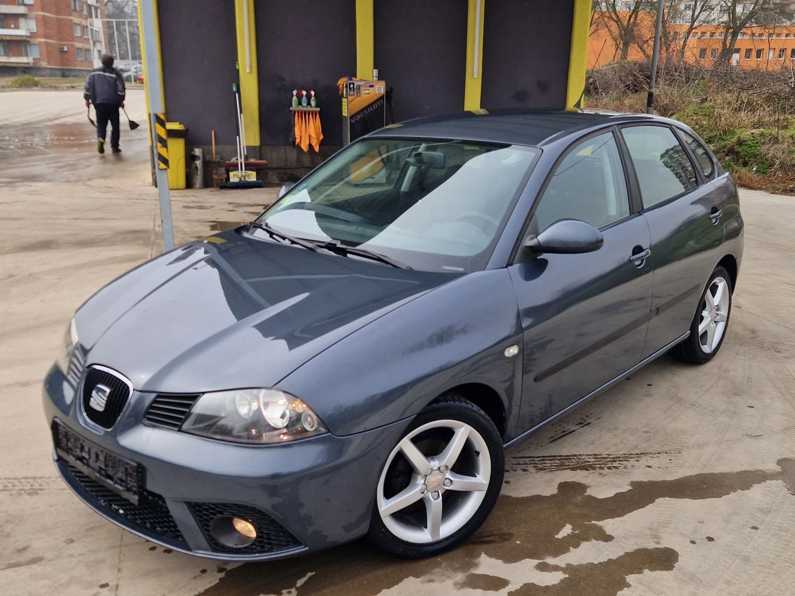 Seat Ibiza 1.2i 70�.�. | Mobile.bg � ����������� 1