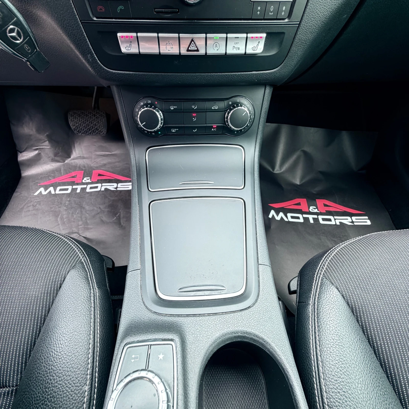 Mercedes-Benz B 200 4-MATIC;AMG Optic;FACELIFT;АВТОМАТ;НАВИГАЦИЯ, снимка 9 - Автомобили и джипове - 54032339