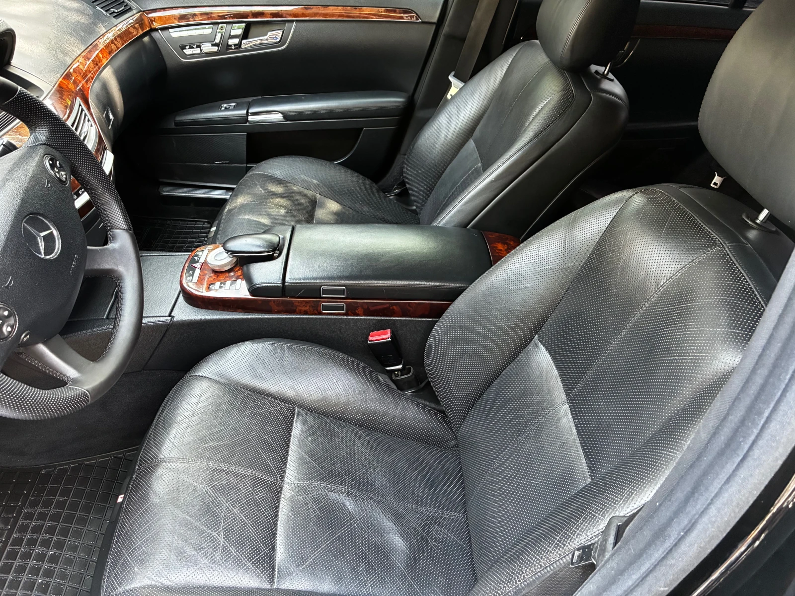 Mercedes-Benz S 500 Всички Екстри! ТОП W221, снимка 9 - Автомобили и джипове - 54803817