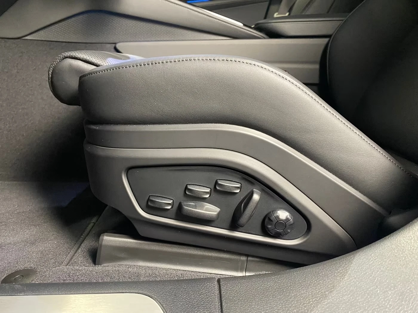 Porsche Panamera 4 SPORT-DESIGN BOSE 360 CHRONO, снимка 12 - Автомобили и джипове - 55512920