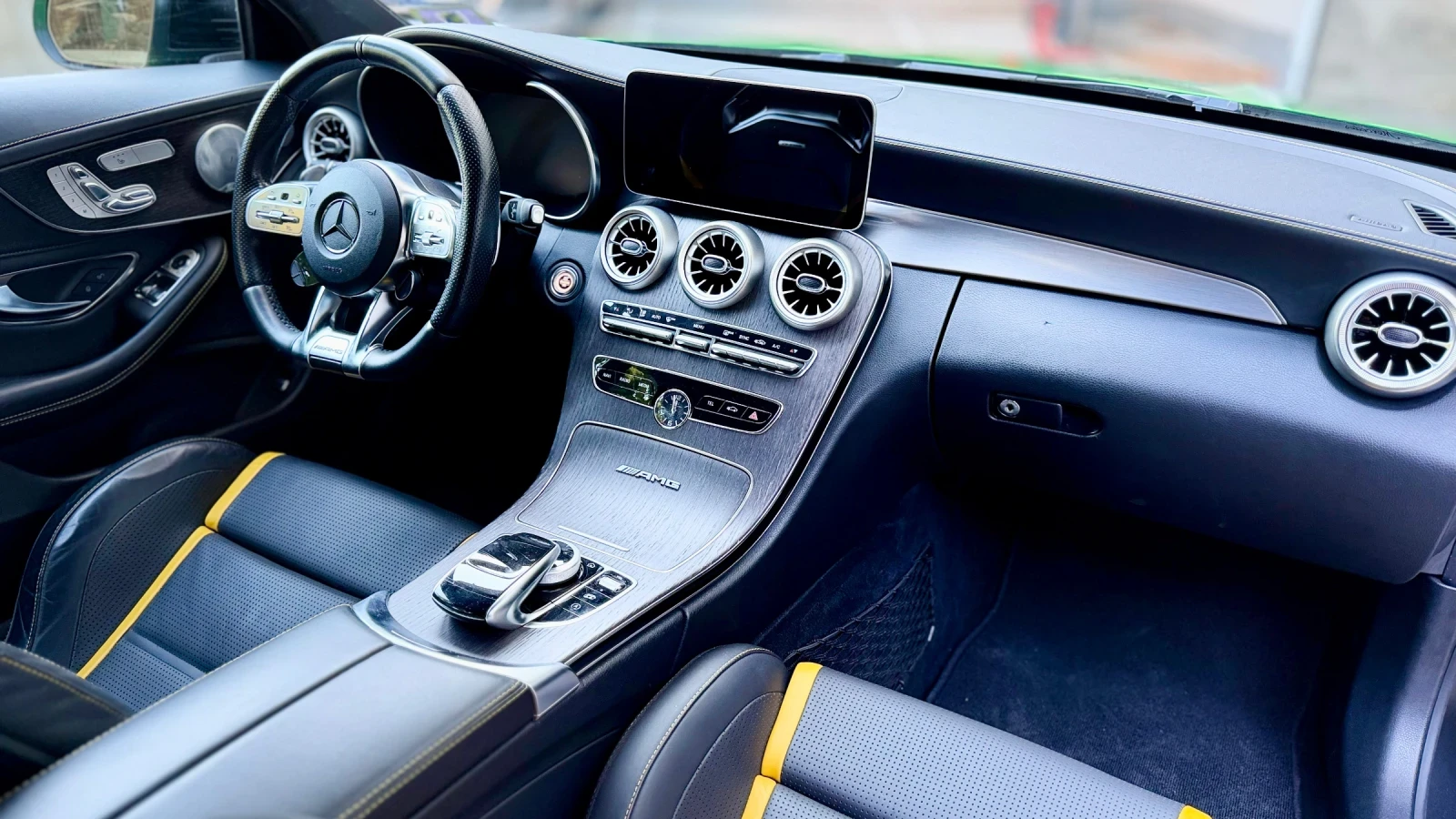 Mercedes-Benz C 63 AMG C63S , снимка 12 - Автомобили и джипове - 55675738