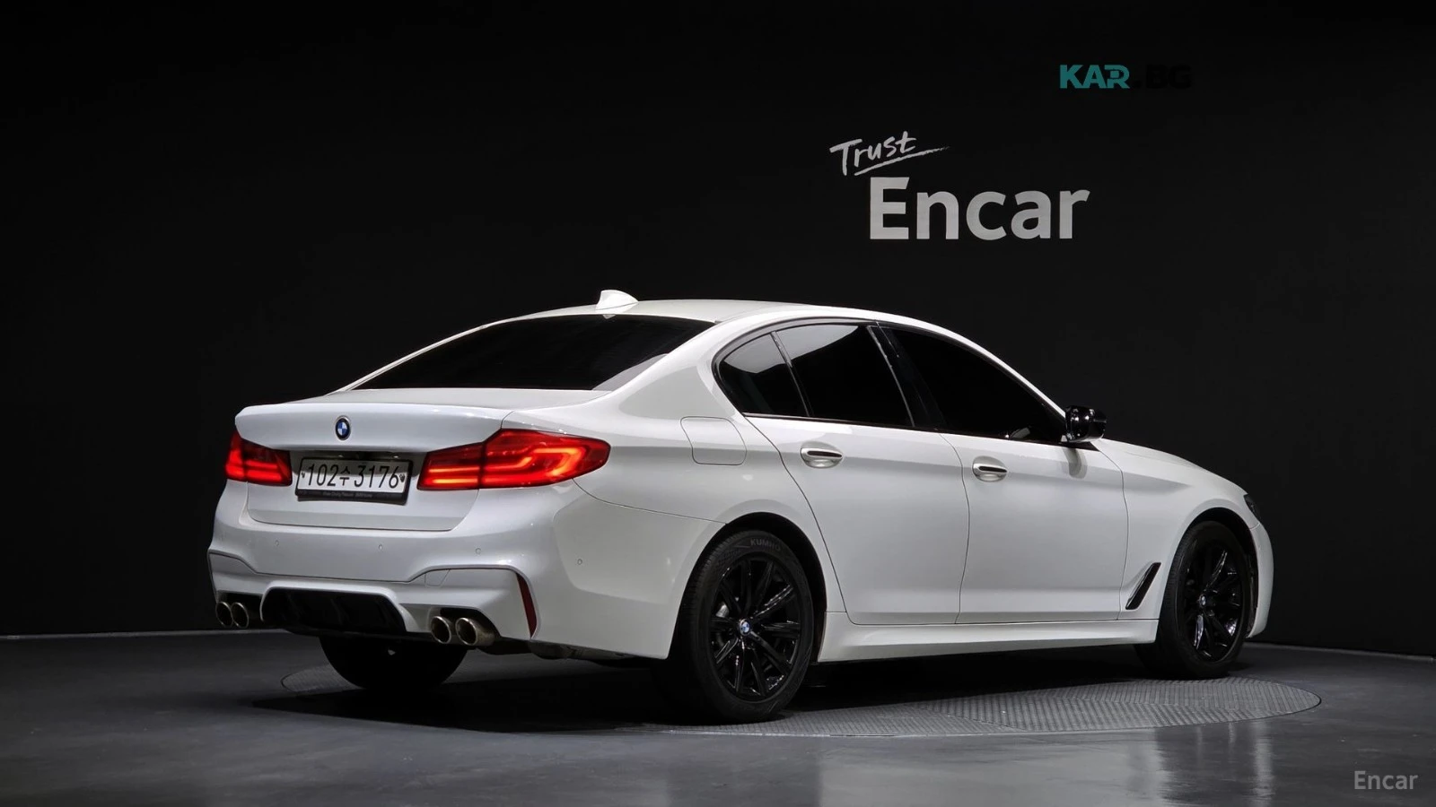BMW 520 Luxury* M-SPORT* ПОДГРЕВ* ШИБИДАХ* КАМЕРА* HUD* , снимка 2 - Автомобили и джипове - 55854351