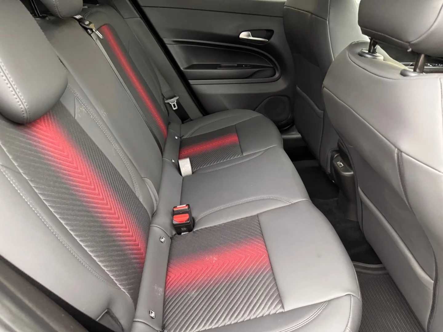 Alfa Romeo Junior VELOCE ELECTRIC CAMERA LED | Mobile.bg � ����������� 15