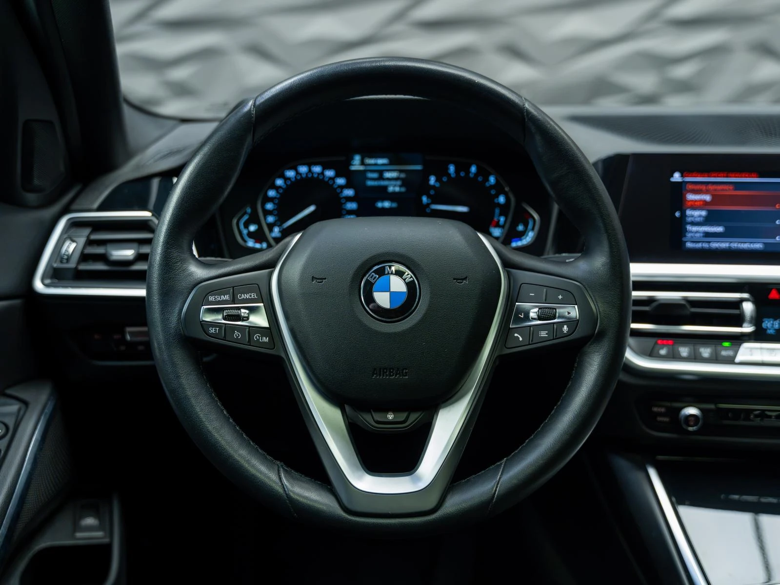BMW 330 i* XDRIVE* PANO* CAM* MEMORY* ПОДГРЕВ* , снимка 12 - Автомобили и джипове - 56287616