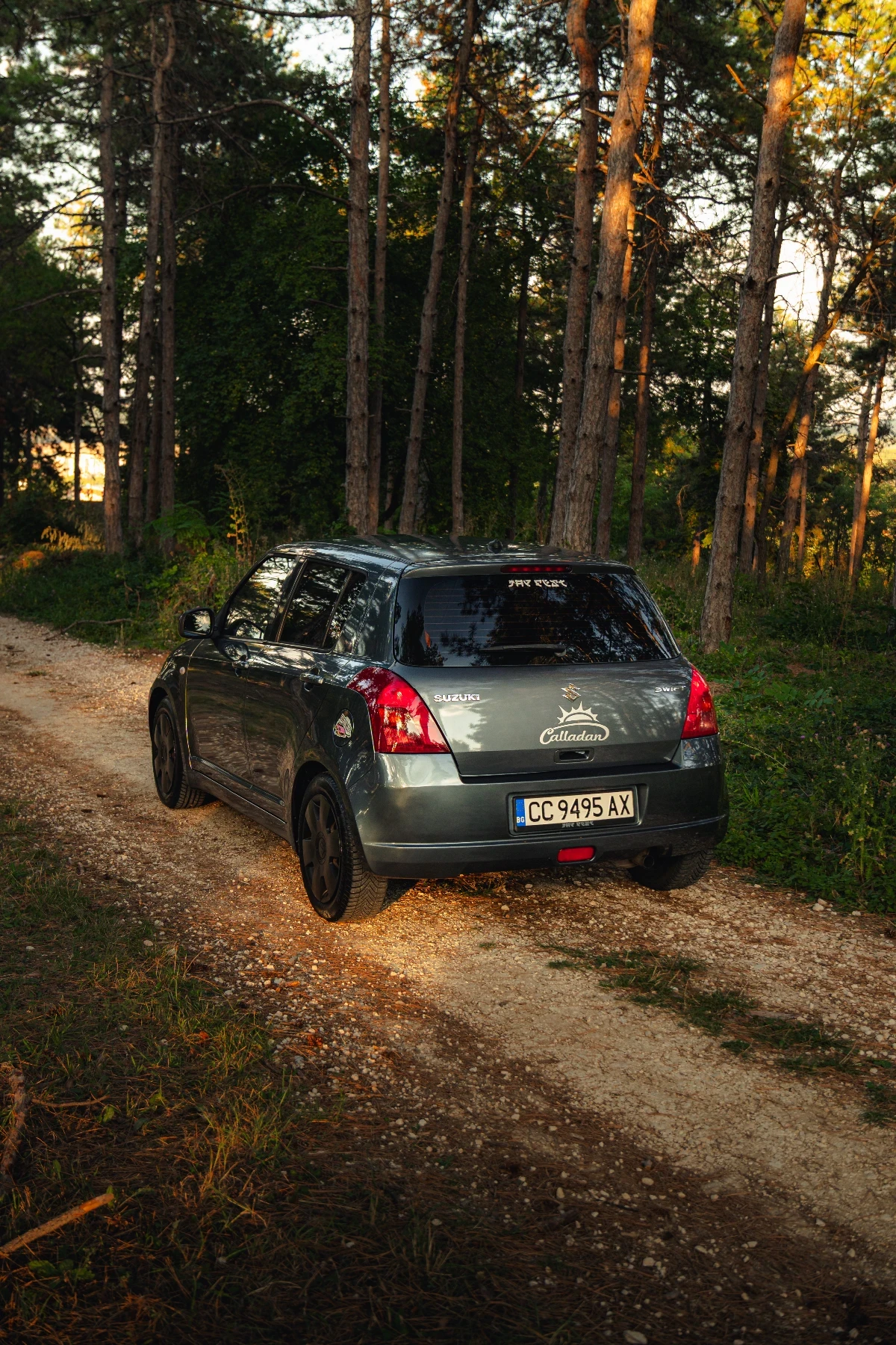 Suzuki Swift, снимка 4 - Автомобили и джипове - 56338431