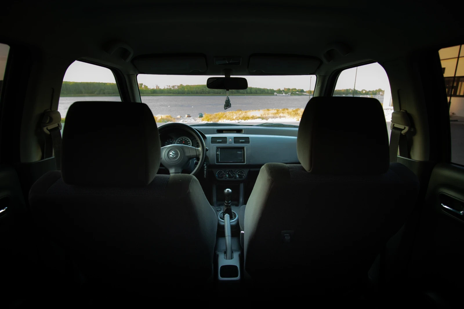 Suzuki Swift, снимка 10 - Автомобили и джипове - 56338431