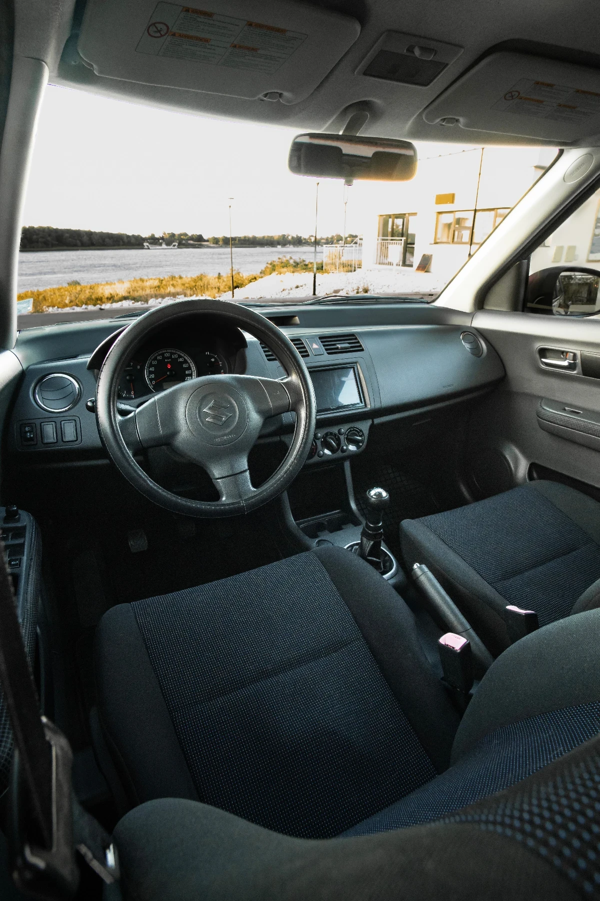 Suzuki Swift, снимка 6 - Автомобили и джипове - 56338431