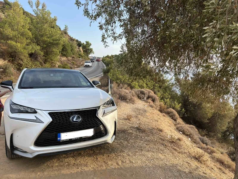 Lexus NX 300h F Sport гаранция, снимка 1 - Автомобили и джипове - 47203566