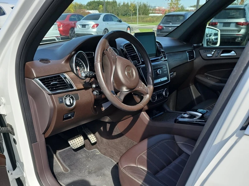 Mercedes-Benz GLE 400 4MATIC 2017 * CARFAX * БЕЗ ПЪРВОНАЧАЛНА ВНОСКА, снимка 7 - Автомобили и джипове - 52630032