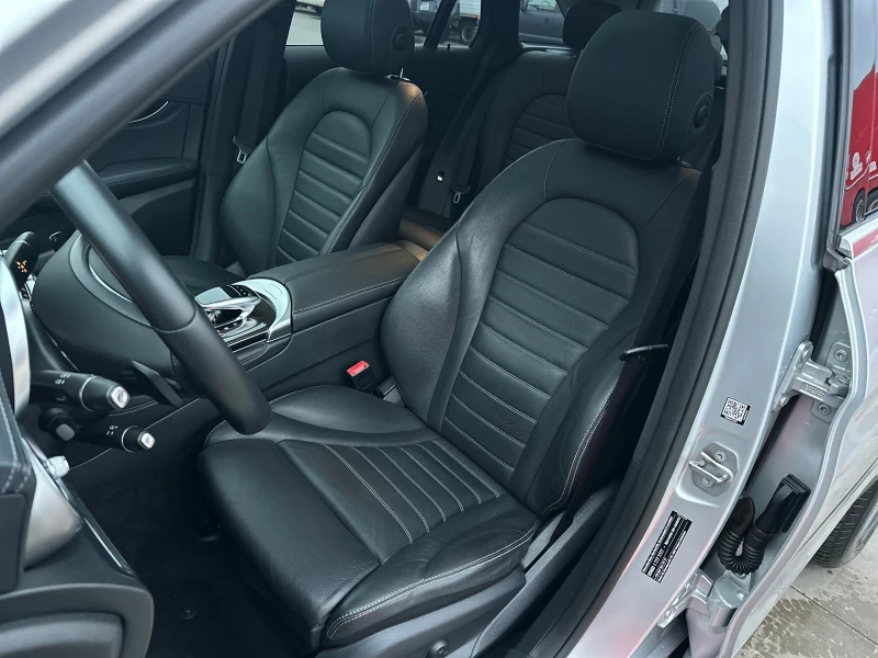 Mercedes-Benz GLC 220 D* AVANTGARDE* 4MATIC* ПАНОРАМА* , снимка 11 - Автомобили и джипове - 52655641