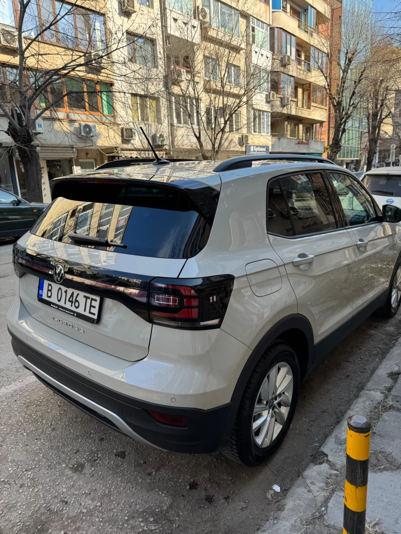 VW T-Cross 1.0 2024г 110hp, снимка 5 - Автомобили и джипове - 53163527