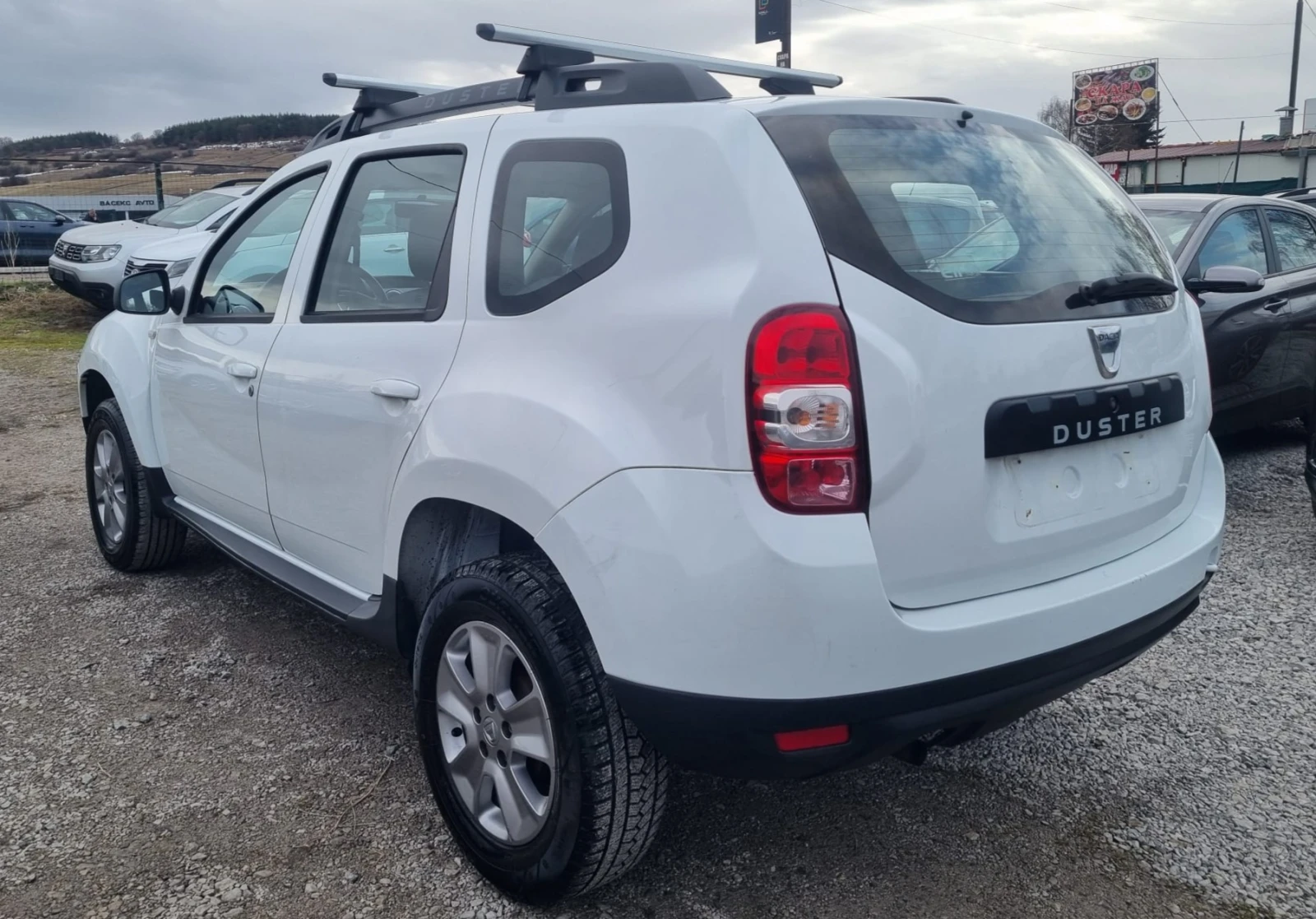 Dacia Duster 1.6i* GPL* FACE* NAVi*  - изображение 7