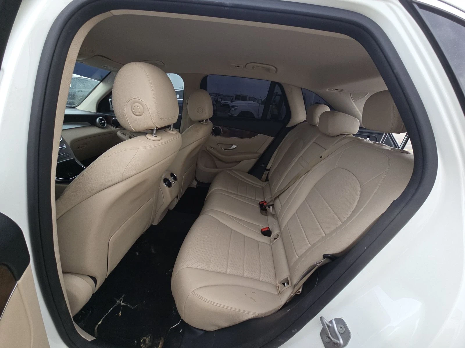Mercedes-Benz GLC 300  - изображение 8