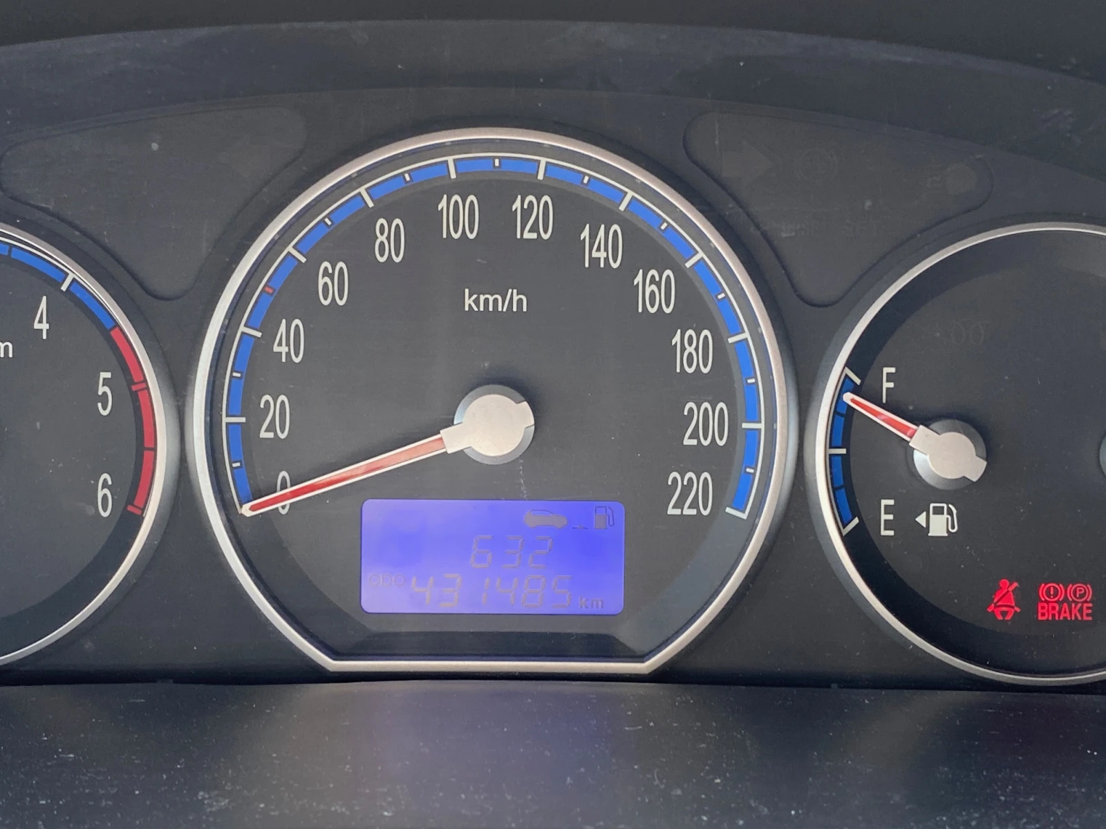 Hyundai Santa fe 2.2 CRDi (150 Hp) 4WD - изображение 9