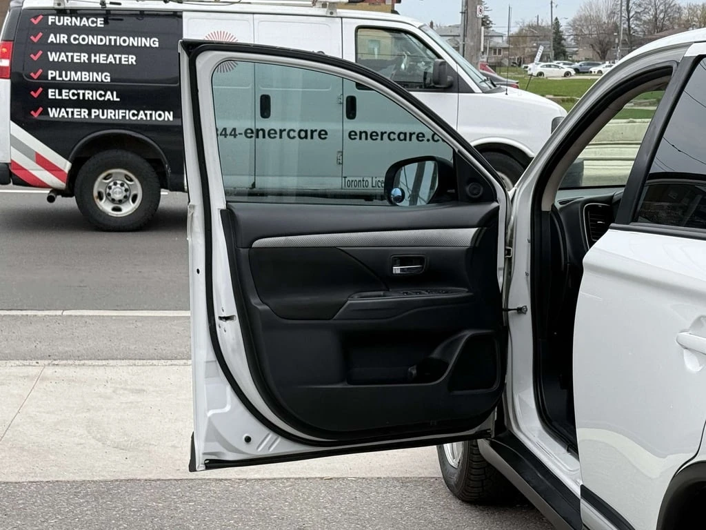 Mitsubishi Outlander * CARFAX * ЦЕНА ДО БГ - изображение 8