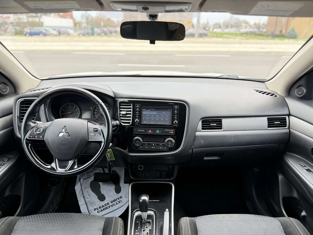 Mitsubishi Outlander * CARFAX * ЦЕНА ДО БГ - изображение 10