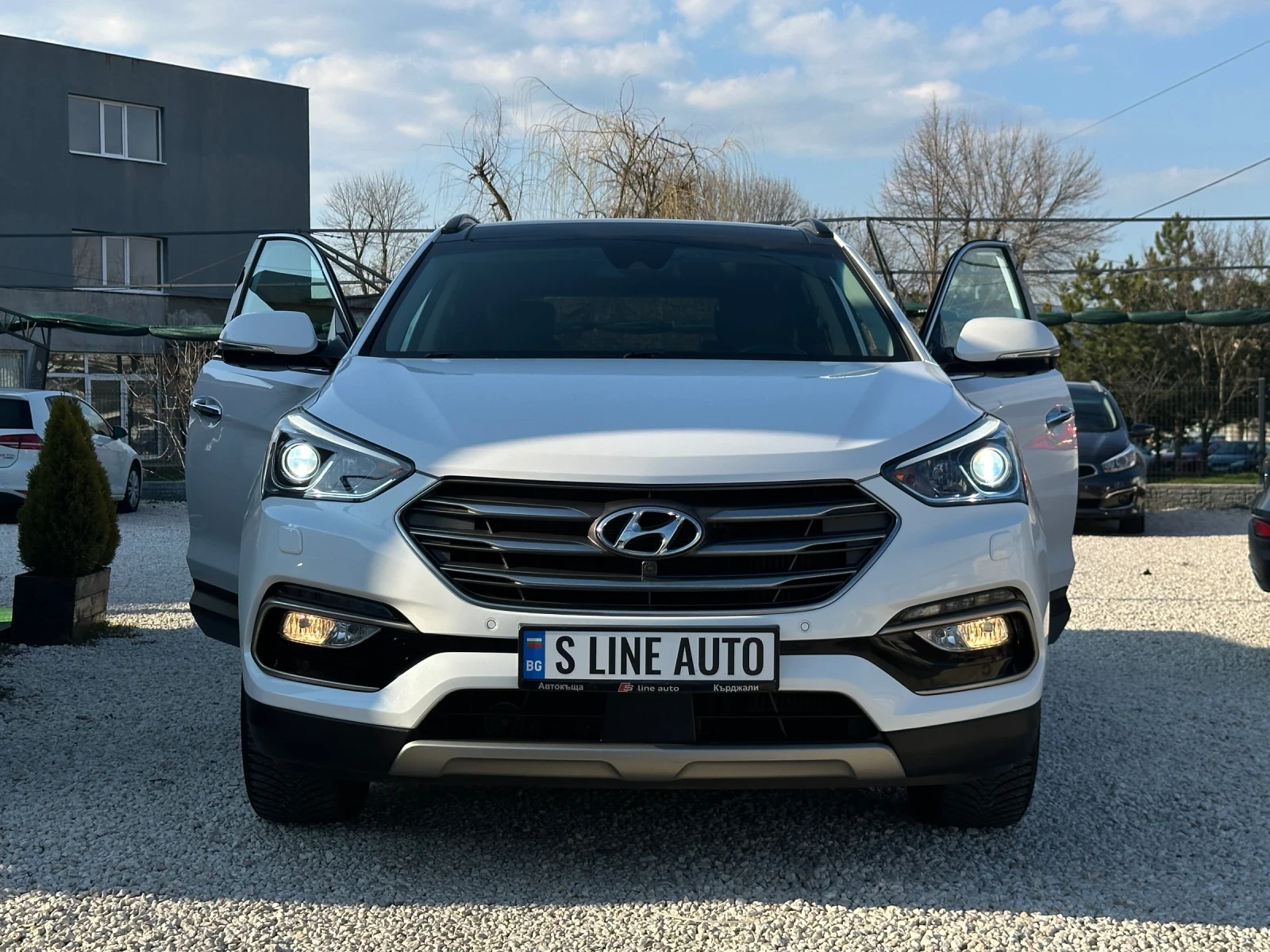 Hyundai Santa fe Premium* 4WD* 360-Камера* Панорама* Xenon* , снимка 3 - Автомобили и джипове - 53732343