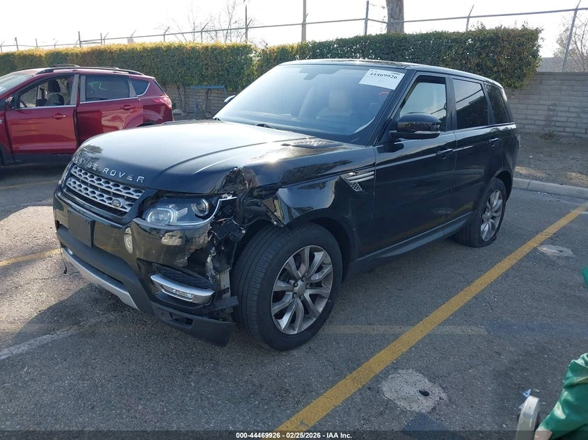Land Rover Range rover 3.0l Sport 3.0L V6 Turbocharged Diesel Hse Td6, снимка 2 - Автомобили и джипове - 54141662