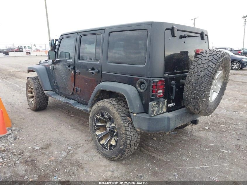 Jeep Wrangler 3.6l Unlimited Sport 4X4, снимка 3 - Автомобили и джипове - 54142860