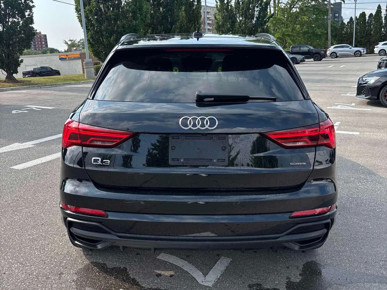 Audi Q3 Technik  CARFAX, снимка 4 - Автомобили и джипове - 55463723