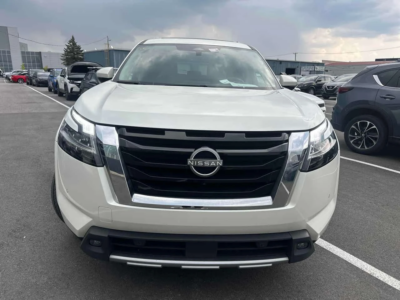 Nissan Pathfinder * SL * CARFAX * ОФИЦИАЛЕН ДИЛЪР, снимка 15 - Автомобили и джипове - 55508737