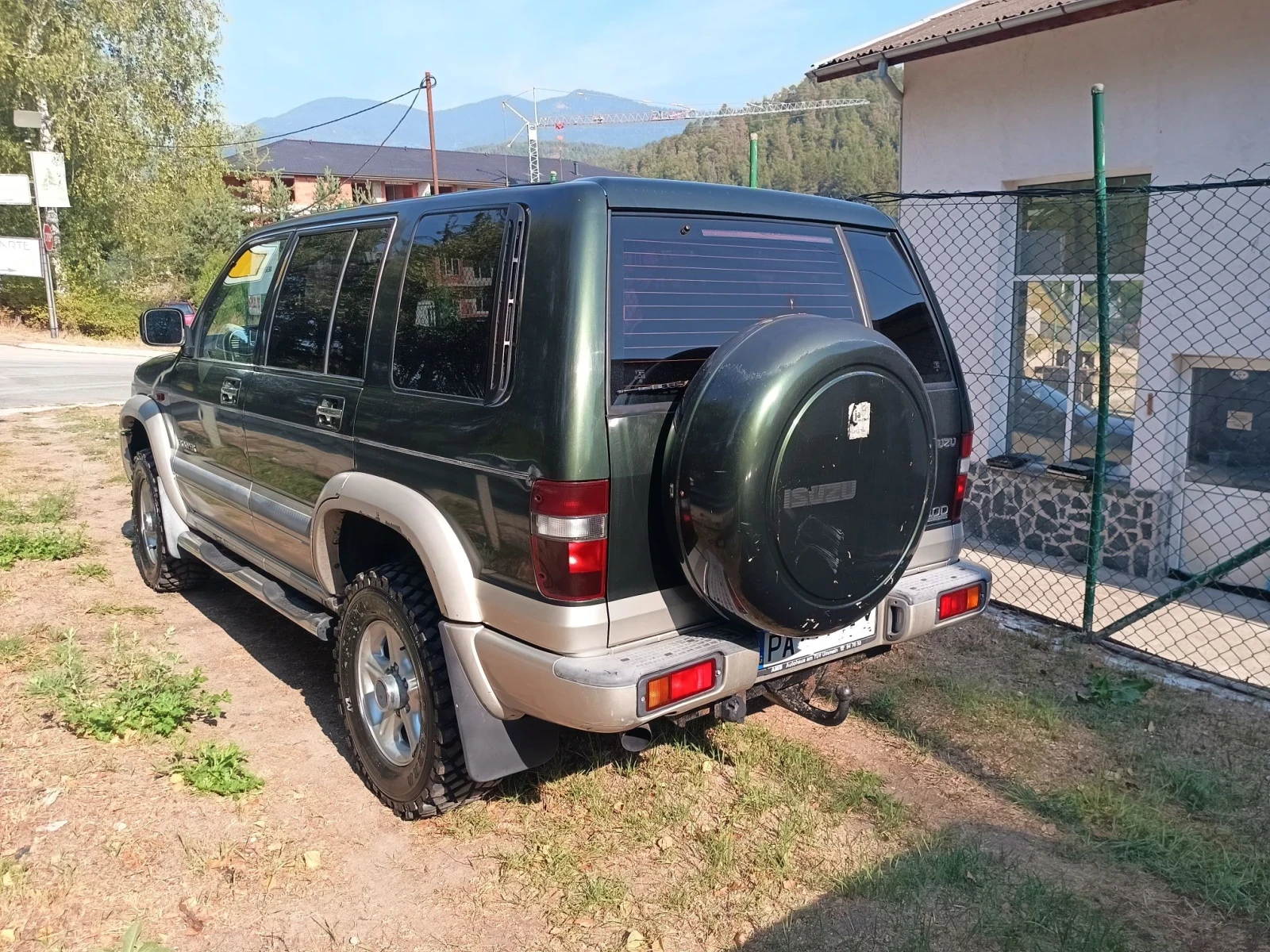 Isuzu Trooper, снимка 3 - Автомобили и джипове - 55528836