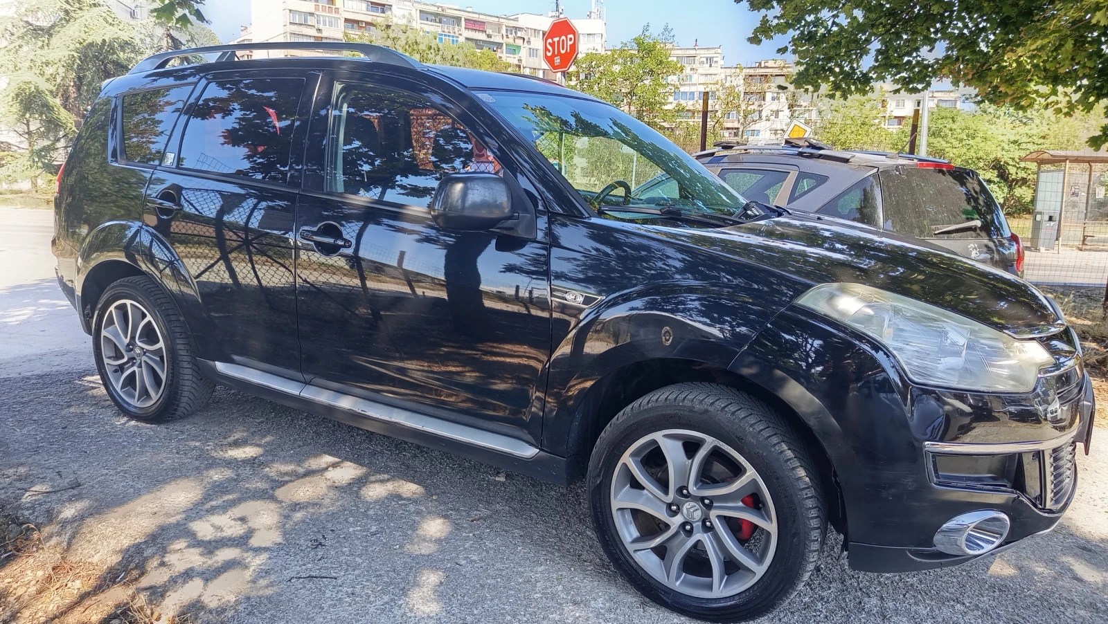 Citroen C-Crosser 2.2HDI AVTOMAT 4X4 , снимка 2 - Автомобили и джипове - 55681456