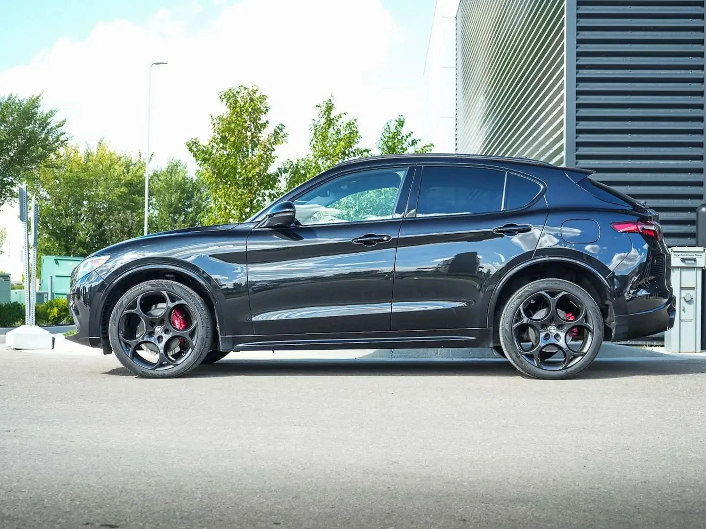 Alfa Romeo Stelvio VELOCE Q4 ЦЕНА ДО БЪЛГАРИЯ АВТОКРЕДИТ, снимка 2 - Автомобили и джипове - 55931077