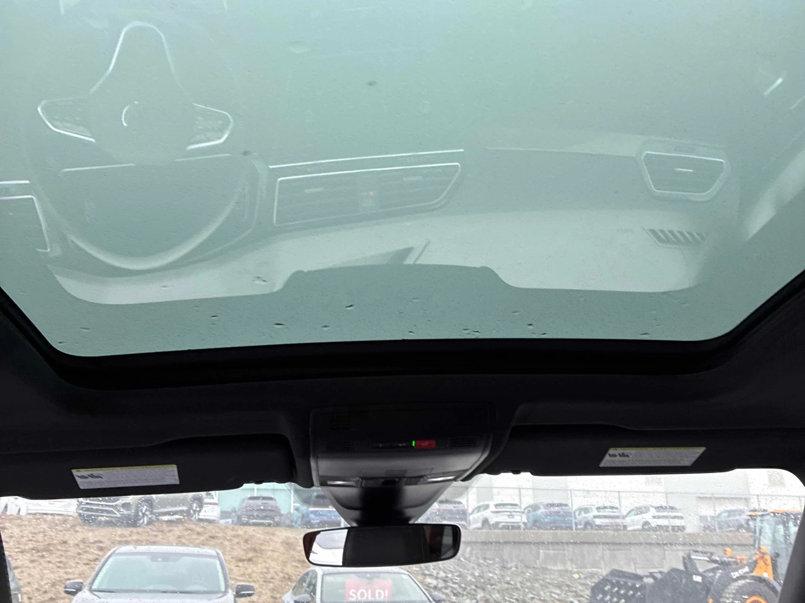 VW Tiguan * Comfortline R Line Black Edition * CARFAX * БЕЗ , снимка 13 - Автомобили и джипове - 56110144