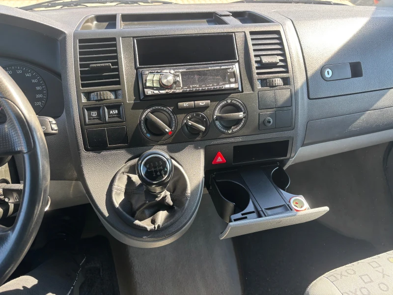 VW Transporter 2.5TDI, снимка 12 - Бусове и автобуси - 47495484