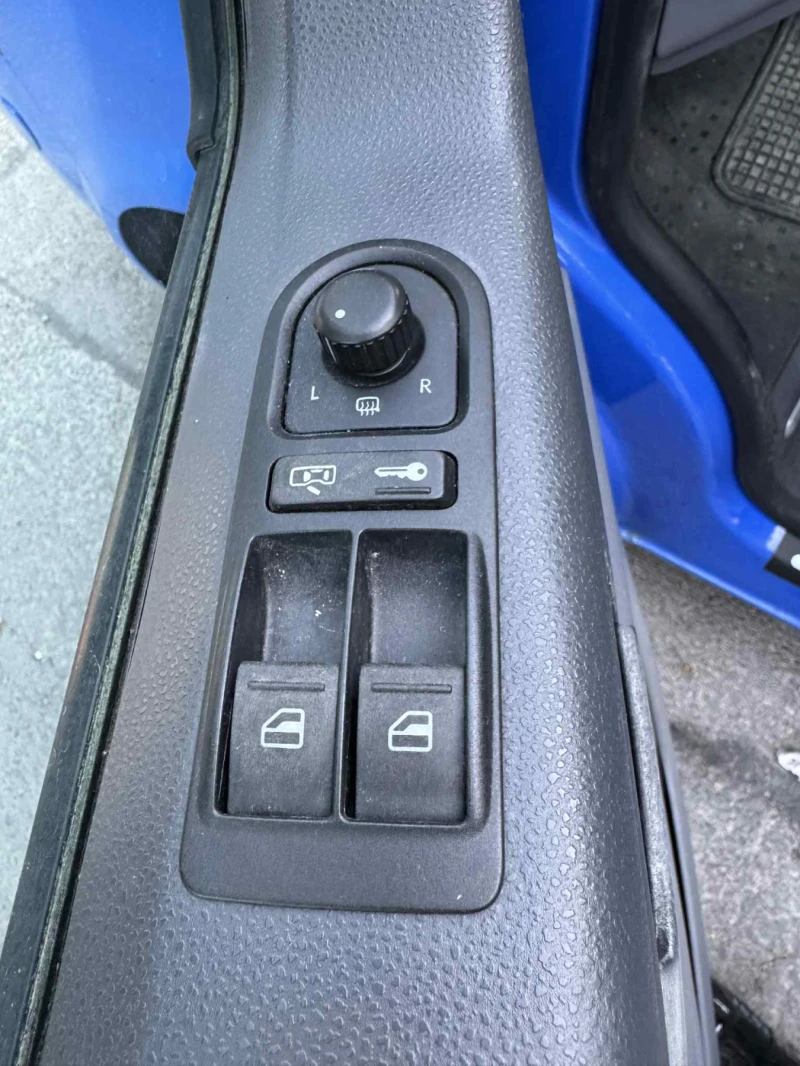 VW T5 Caravelle , снимка 11 - Бусове и автобуси - 51299766