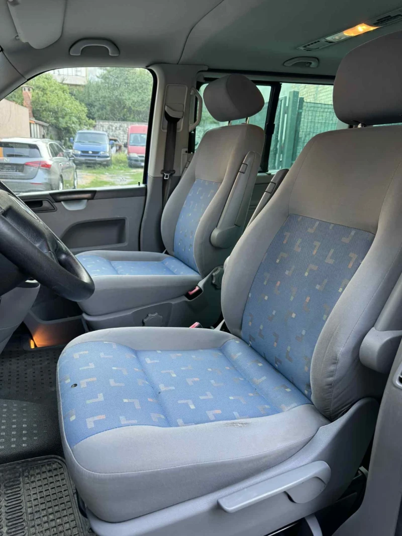 VW T5 Caravelle , снимка 10 - Бусове и автобуси - 51299766