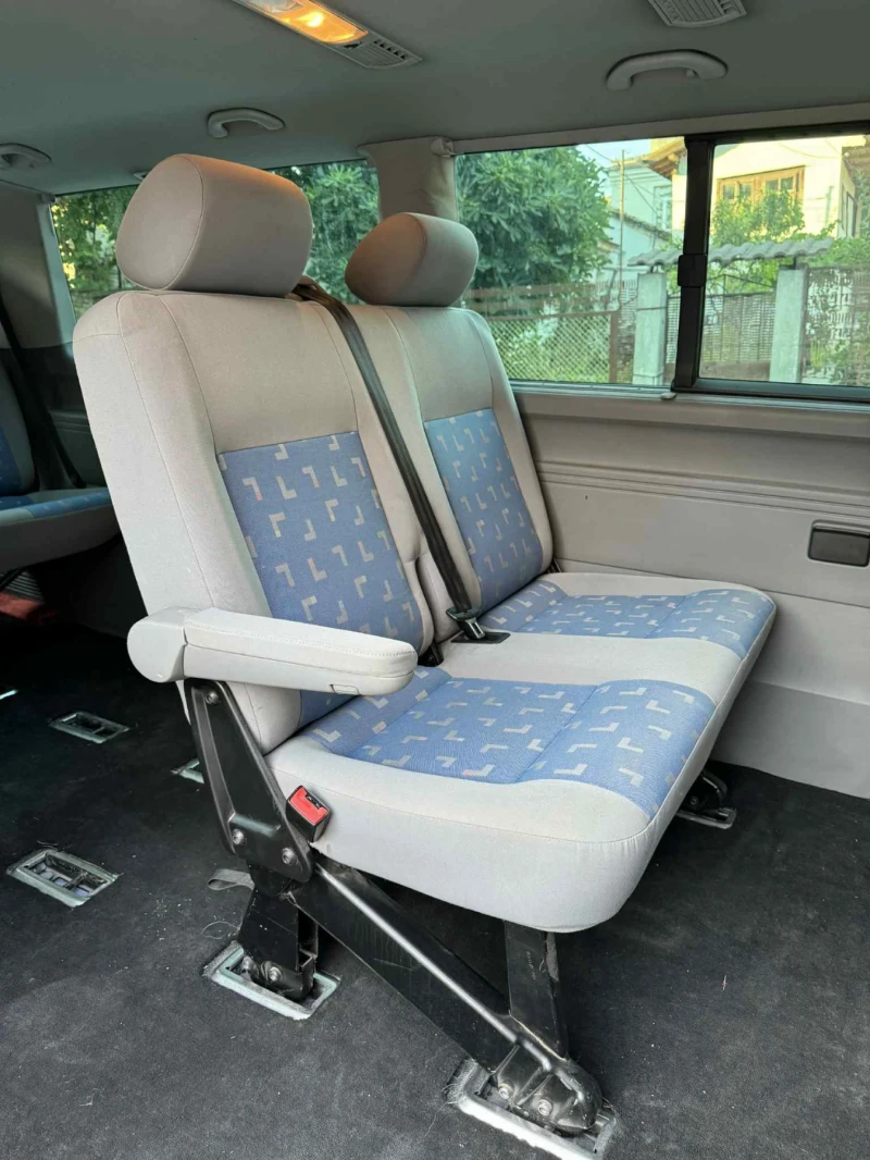 VW T5 Caravelle , снимка 9 - Бусове и автобуси - 51299766