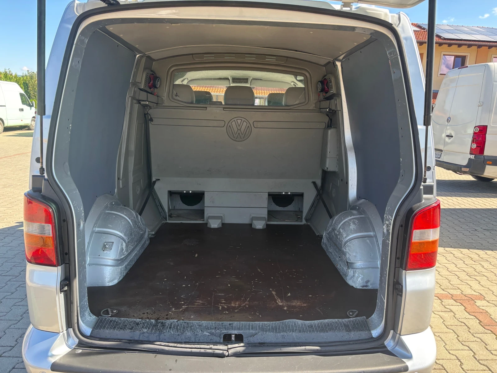 VW Transporter 2.5TDI - изображение 7