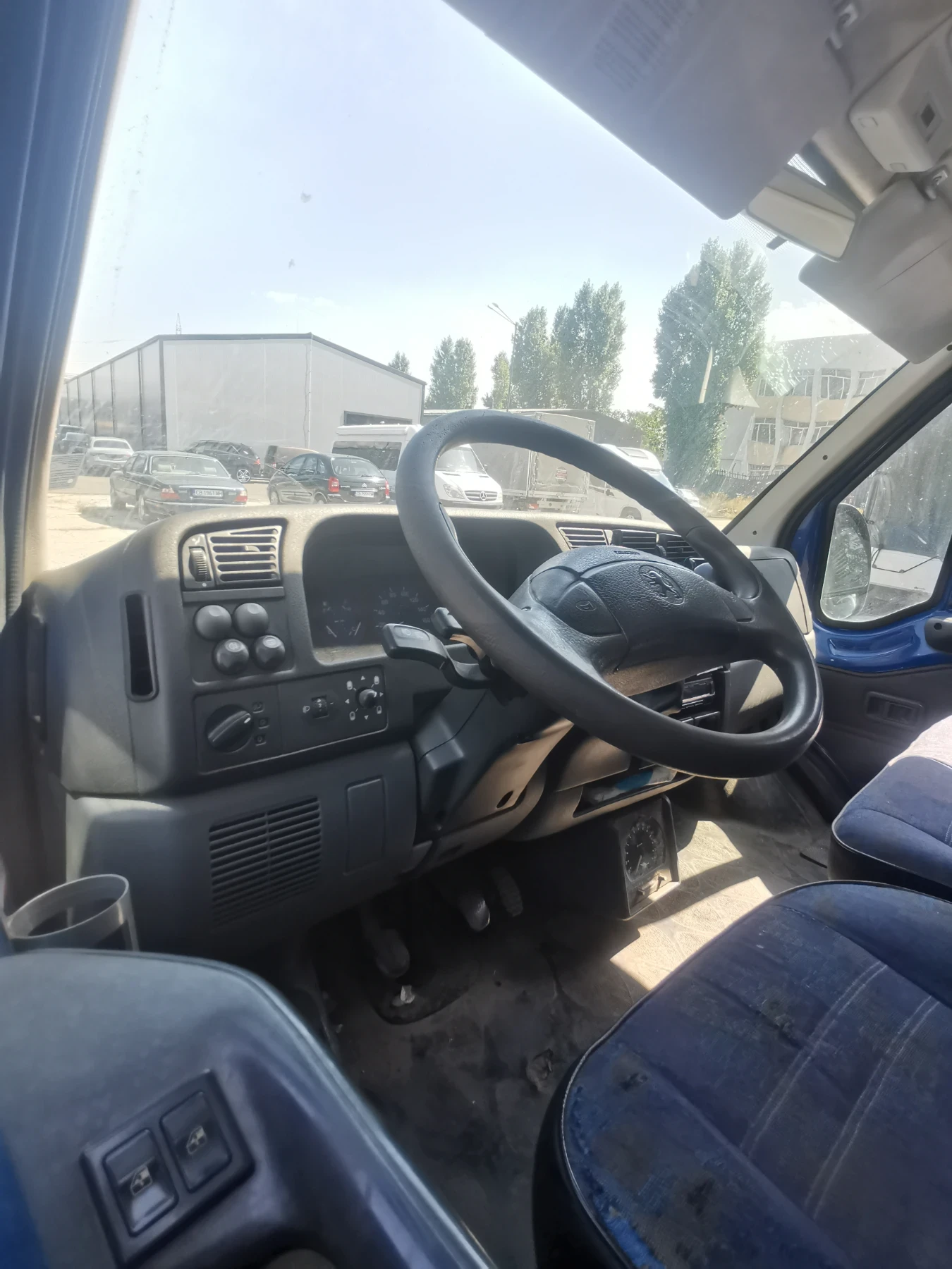 Peugeot Boxer Товарен, снимка 5 - Бусове и автобуси - 55934311